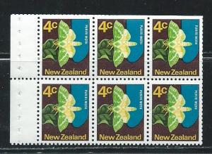 New Zealand 443 1970-1 4c Butterly BOOKLET pane MNH