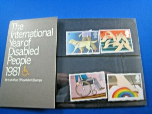 GREAT BRITAIN PRESENTATION PACKS - LOT OF 10 MNH - 1980 TO 1996