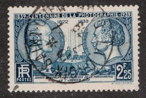 1939 France Sc #374 - 2.25f Centenary of Photography.  Used postage stamp Cv$7