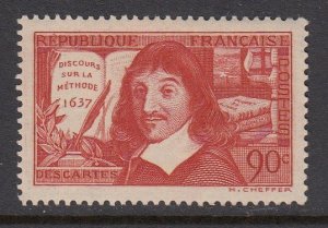 France 330 Descartes mnh