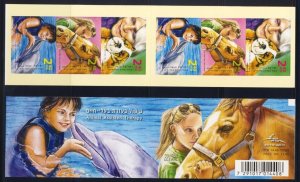 ISRAEL STAMP 2009 ANIMAL ASSISTED THERAPY BOOKLET FAUNA DOG HORSE DOLPHIN