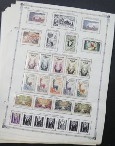 EDW1949SELL : TOGO Nice Mint & Used collection on album pages including Better