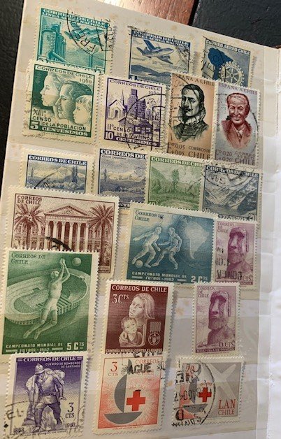 STAMP STATION PERTH Chile Collection in Album 260+ stamps Mint/Hinged