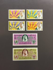 Kuwait 378-381,389-390 F-VF MH. Scott $ 10.75