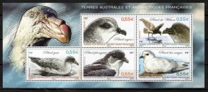 FSAT TAAF 419 MNH Birds Petrels Polar Antarctic ZAYIX 0524M0222M