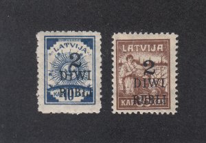 Latvia Scott #86-87 MH Note