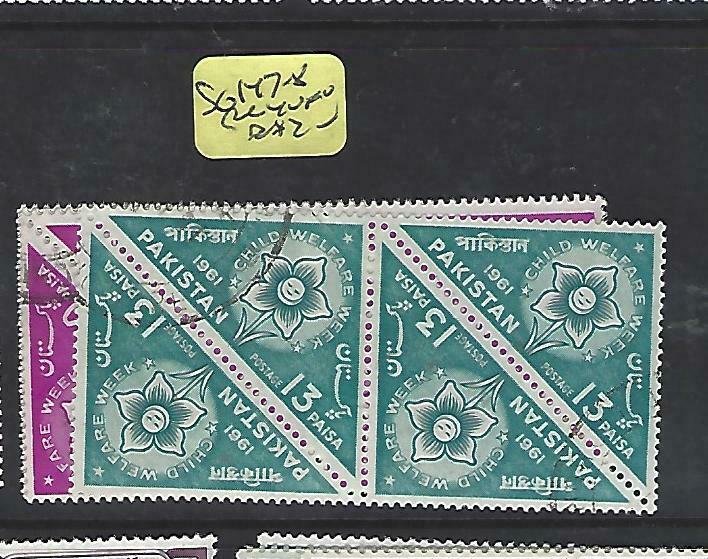 PAKISTAN (P2010B)    FLOWER STAMPS, TRIANGLE STAMPS SG 147-8 BL OF 4  VFU