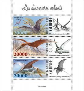 Guinea - 2021 Flying Dinosaurs, Pterodaustro - 3 Stamp Sheet - GU210309a