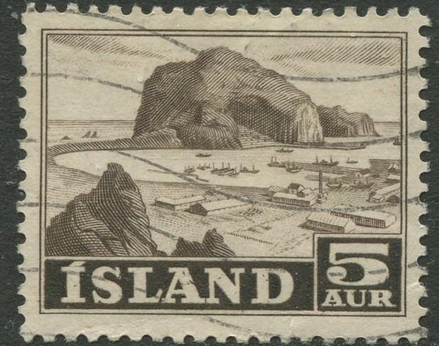 Iceland - Scott 257 - General Issue -1949 - VFU - Single 5a Stamp