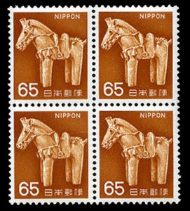 Japan #887 Cat$36, 1966 65y Ancient Clay Horse, block of four, never hinged