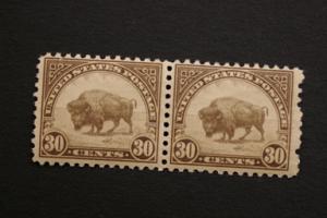 United States #700 30 Cent Buffalo Mint Pair