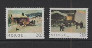 Norway #831-32 (1983 Christmas set) VFMNH CV $2.00