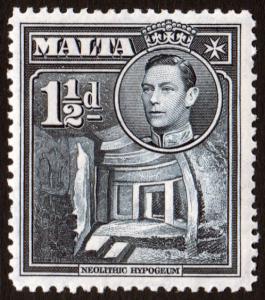 Malta KGVI 1938 1.5d Slate-Black SG220b Mint Never Hinged