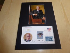 Dwight D. Eisenhower photograph and USA Cover mount matte size A4