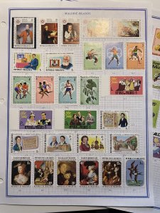 Collection of Maldives stamps