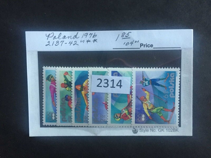 $1 World MNH Stamps (2314) Poland 2137-42 Sports Olympics NH, see image