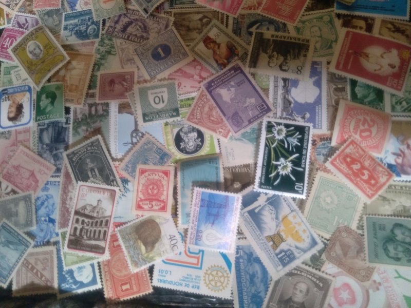 500 Unused Mint WW MNH Miint Stamps Unsearched 600,000 Hoard   NO MULTIPLLES!