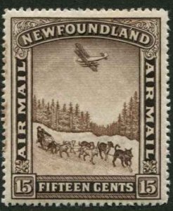 Newfoundland SC# C9 Plane over Dog Sled wmk 224 15c MH