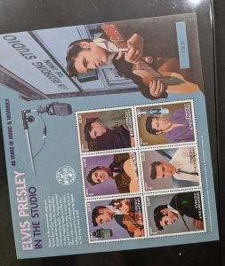 EDW1949SELL : ST VINCENT Beautiful collection of Elvis Presley Topical.