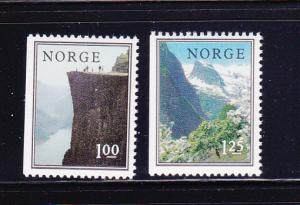 Norway 677-678 Set MNH Views (C)