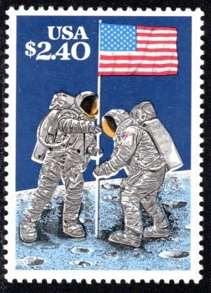 US 2419    VF/XF, Mint (NH) Astronauts & US Flag on the Moon  ...  6786281