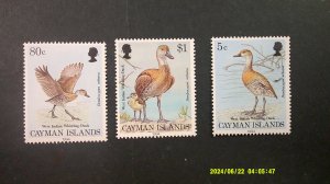 Cayman Islands 1994 Scott# 681-685, 685a complete set of 5 + Souvenir Sheet