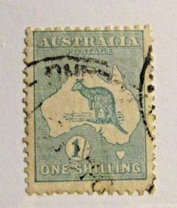 AUSTRALIA Sc #98 Θ  used, ONE SHILLING KANGAROO stamp, superfleas