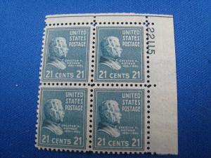 U.S. PLATE BLOCK of 4 - SCOTT # 826 - VF/MLH