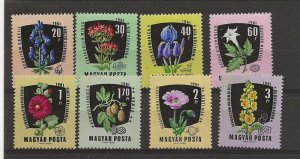 thematic stamps Hungary 1961 Medicinal Plants set of 8 sg.1773-80  MNH