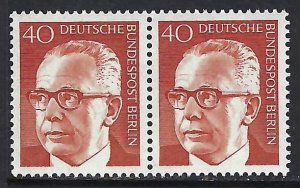 Germany Berlin 9N290 MNH PAIR Z7450-2