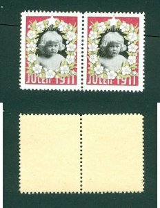 Denmark. 1911 Christmas Seal. Pair. MNH. With Gum. Girl/Flowers.