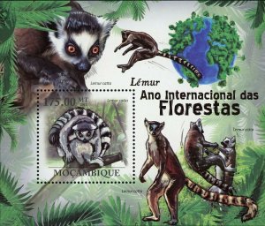 Lemurs Stamp Lemur Catta Wild Animal Souvenir Sheet MNH #4462 / Bl.426