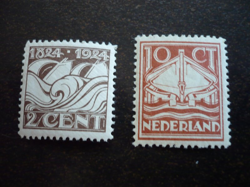 Stamps - Netherlands - Scott# 140-141 - Mint Never Hinged Set of 2 Stamps