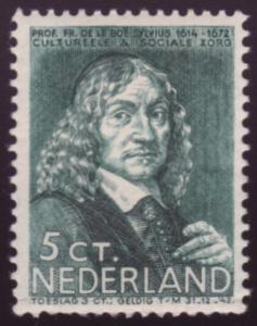 Netherlands B95 mint CV $4.00