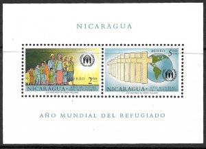 NICARAGUA 1961 WORLD REFUGEE YEAR Airmail Souvenir Sheet Sc C453a MNH