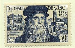 France # 682, Mint Hinged