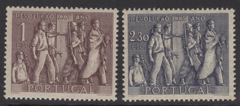 PORTUGAL SG1055/6 1951 25th ANNIV OF NATIONAL REVOLUTION MTD MINT