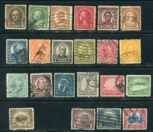 551 - 573 No 570 Regular Issue 1922 - 1925 Pef 11 USED 