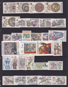 Czechoslovakia a nice MNH lot of sets etc modernish