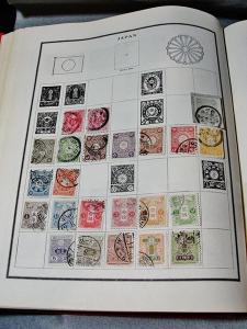 1946 Scott Modern Postage Stamp Album w/Stamps