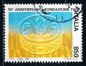 Italy #2053 Single Used