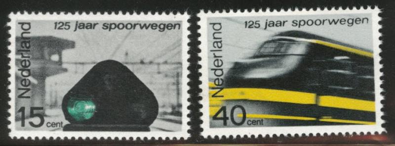 Netherlands Scott 425-426 MNH** 1964 Railroad set