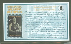 Norfolk Island #709  Souvenir Sheet