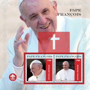 Togo 2014 - Pope Francis - Souvenir Sheet of 2 stamps  - MNH