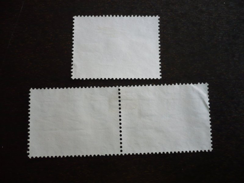 Stamps - Malaysia - Scott# 904-905 - Mint Hinged Set of 3 Stamps