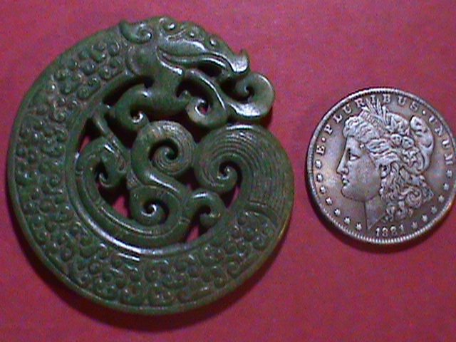 VERY OLD GREEN JADE PENDENT DOUBLE SIDE HAND CRAFT DRAGONS VERY HARD TO FIND