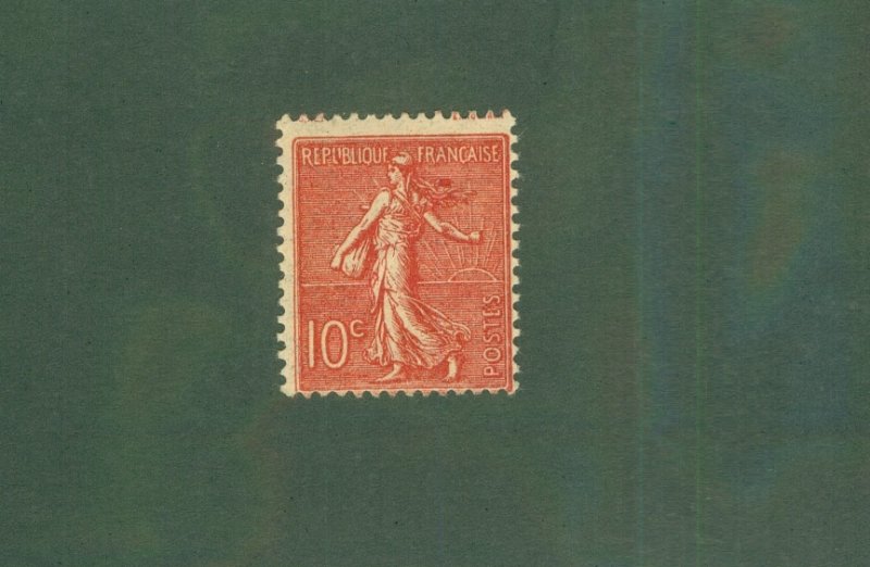 FRANCE 138 MH CV $8.00 BIN $3.00