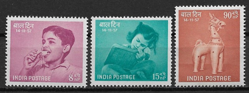 1957 India 292-4 Children Day MH C/S of 3