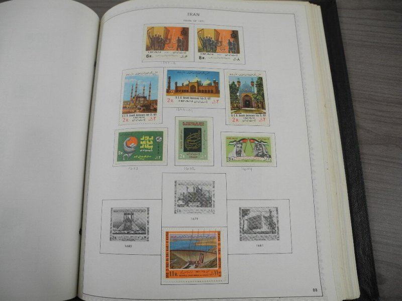 PERSIA, Fantastic Stamp Collection mounted/partially glued in a Minkus