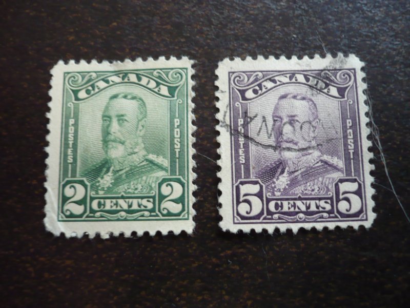 Stamps - Canada - Scott# 150, 153 - Used Part Set of 2 Stamps